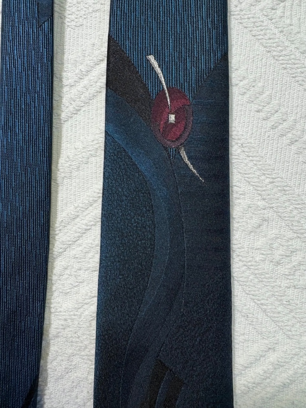 Vintage Stringbeans Slim 2.5" Abstract Graphic Teal Blue